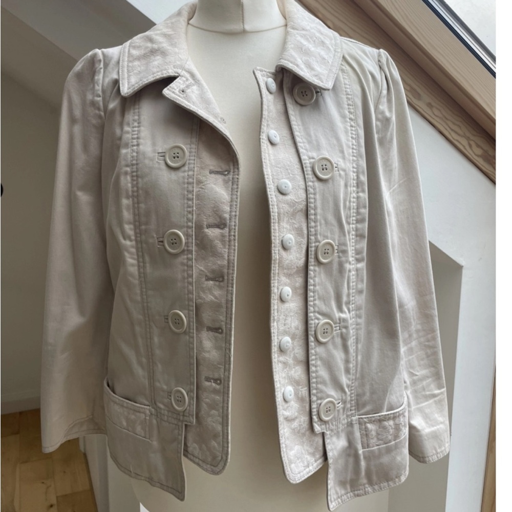 Chic Beige Marc Jacobs Jacket